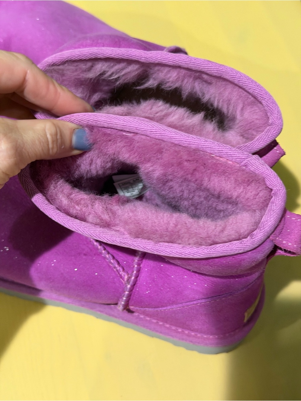 Lightly Used Pink Sparkle UGG Boots - size 9 - Picture 9 of 9